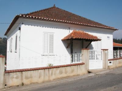 Townhouse For sale in Arganil, Coimbra, Portugal - Rua para Lomba